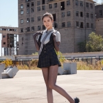 [妖精社]T2118_嫩模思文阳光照耀主题户外真空连体黑丝袜秀火辣身材诱惑写真69P