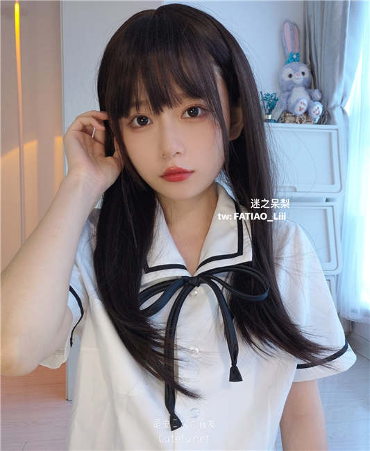 发条少女（迷之呆梨） 新作 – 黑丝水手服[20P/1V/222MB]