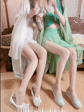 【永久专享】超人气双女【唐安琪+陆萱萱】无内肉丝 私处隐约