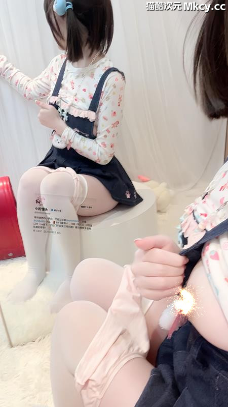 呆呆小粉馒头-超嫩小母狗嫩妹被大鸡巴爸爸拽着双马尾后入[67P+59V/1.3G]
