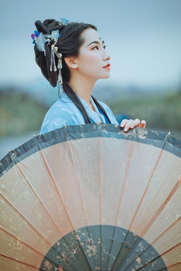 [YITUYU艺图语]2021.09.04 青衫隐 筱谖[28+1P／299MB]